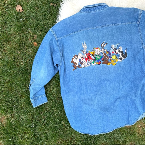 Warner Bros. Other - Vintage 1993 Acme Clothing Looney Tunes Denim Shirt Men's large Embroidered 90s